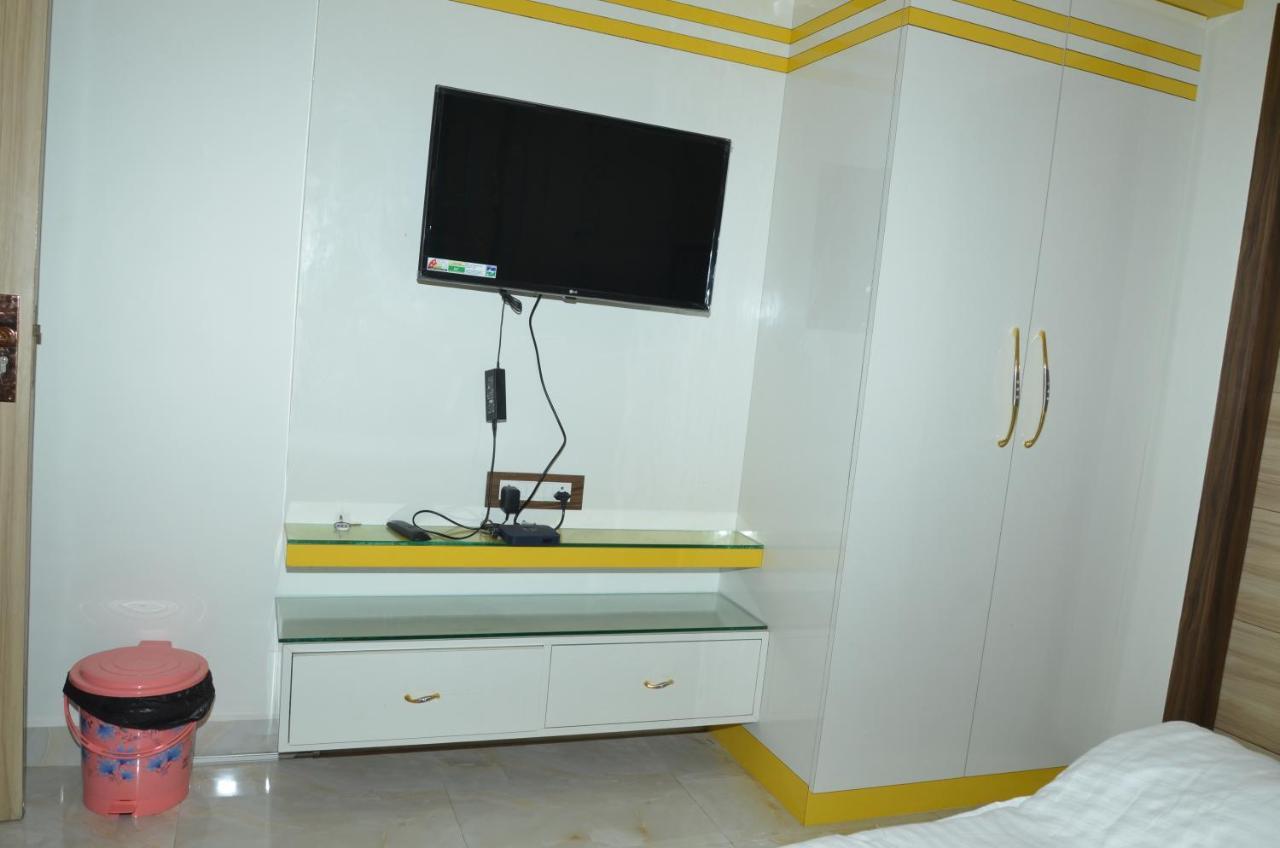 Hotel Paradise Inn Auraiya Dış mekan fotoğraf