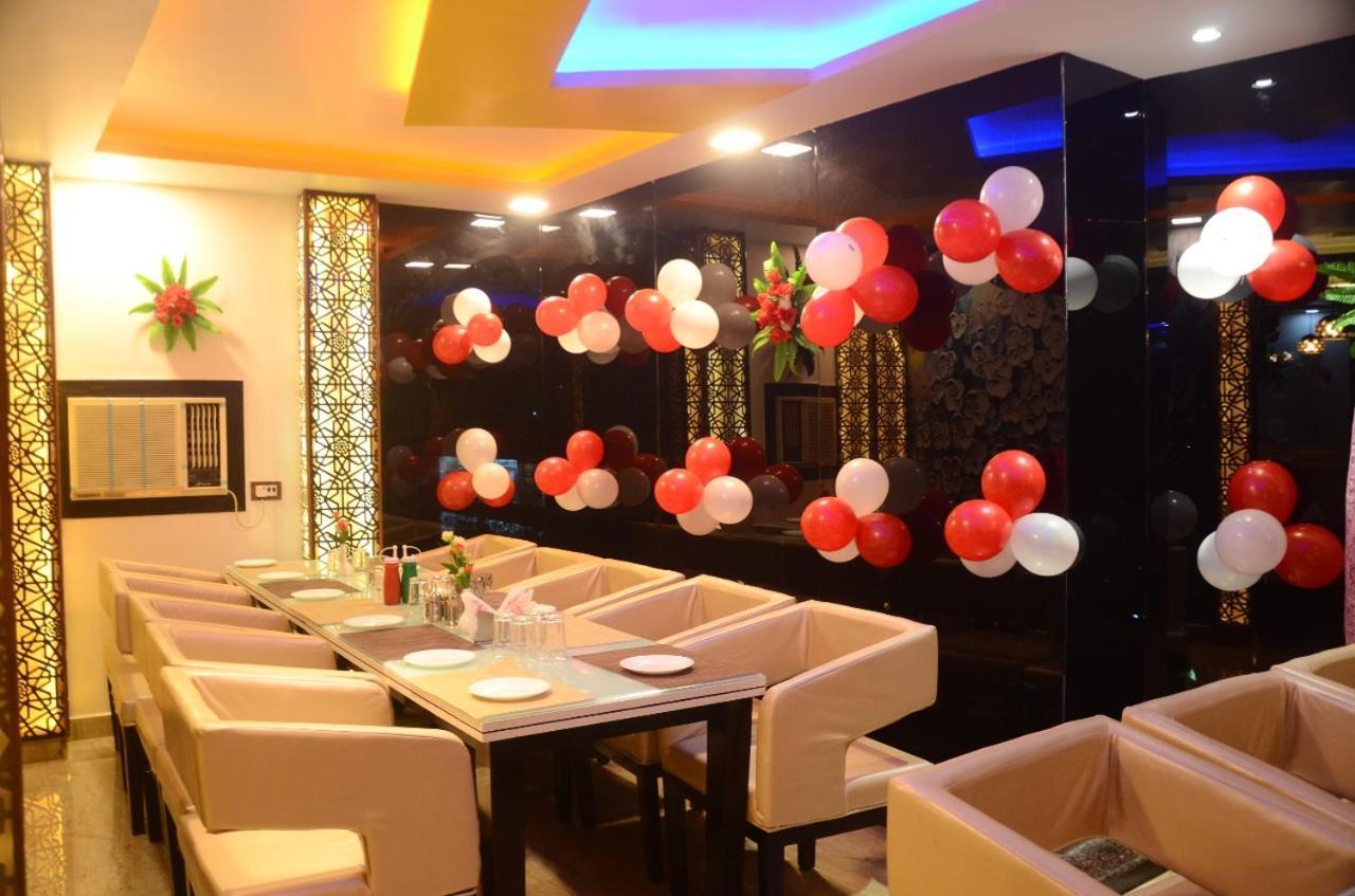Hotel Paradise Inn Auraiya Dış mekan fotoğraf
